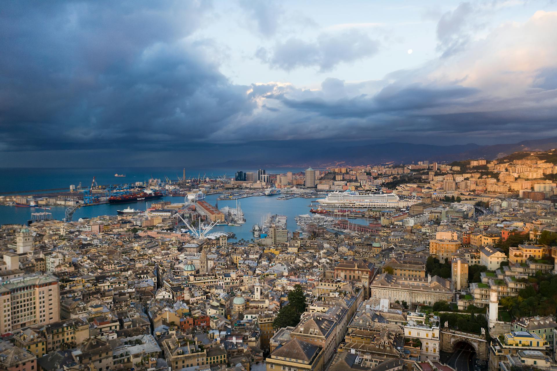 Foto porto Genova